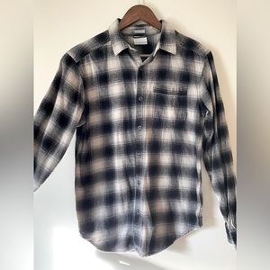 Columbia Button Down Flannel Size Small